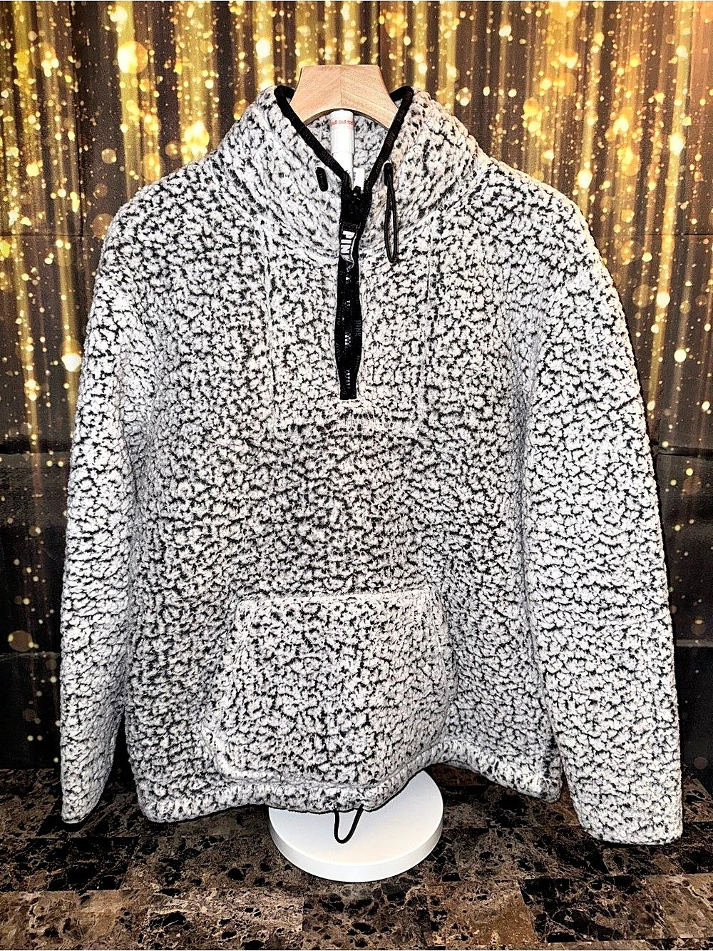 PINK Teddy Fleece Pullover in Gray & Black Size Medium Like New